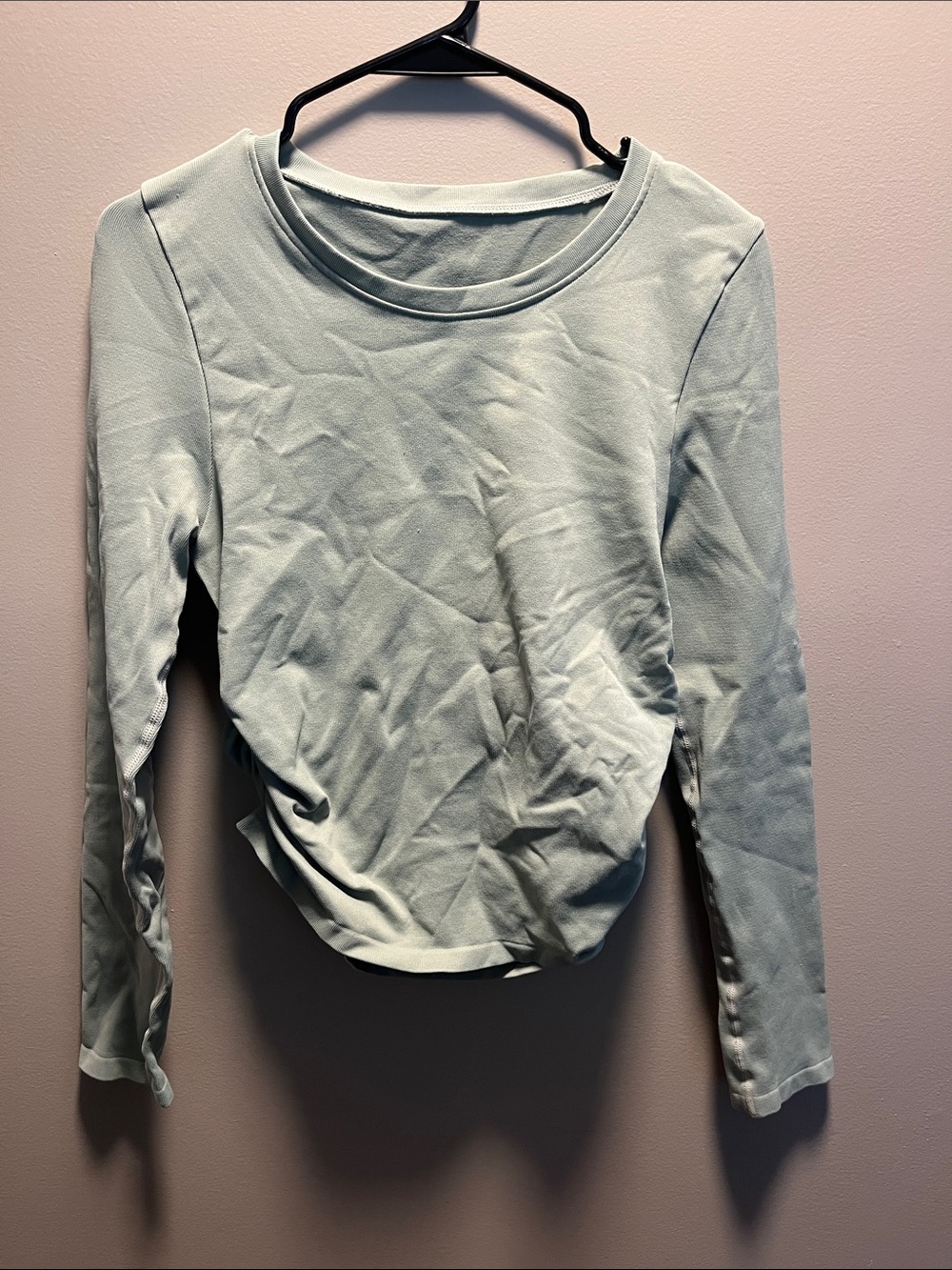 OQQ Light Green Long-Sleeve Women’s Crewneck Top